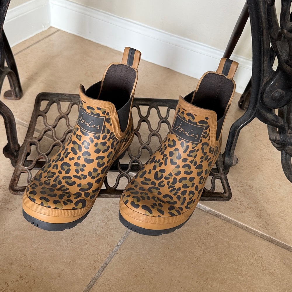Joules Brown Leopard Print Ankle Boots Size 5 Like New - Picture 4 of 5